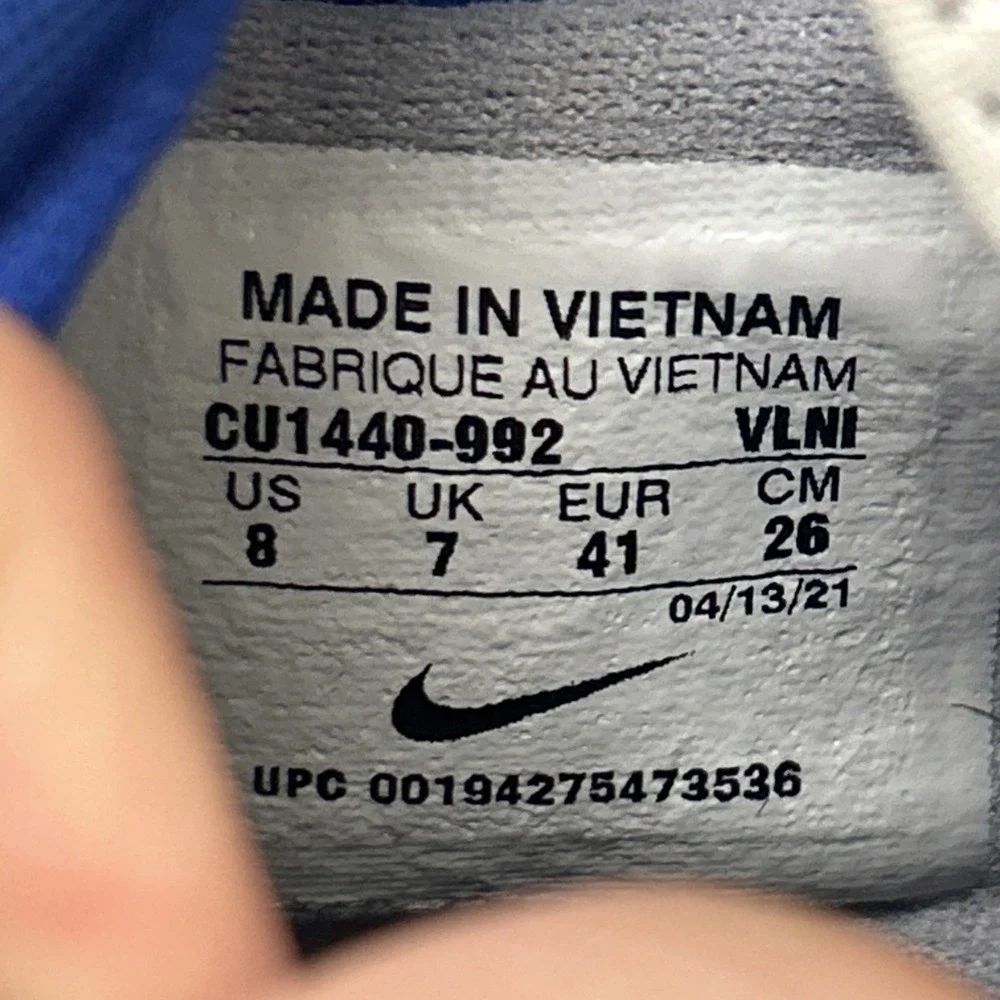 Nike please review